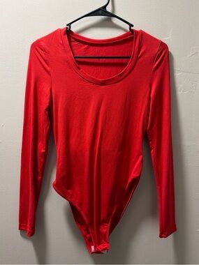 SHEIN Red Long Sleeve Scoop Neck Bodysuit